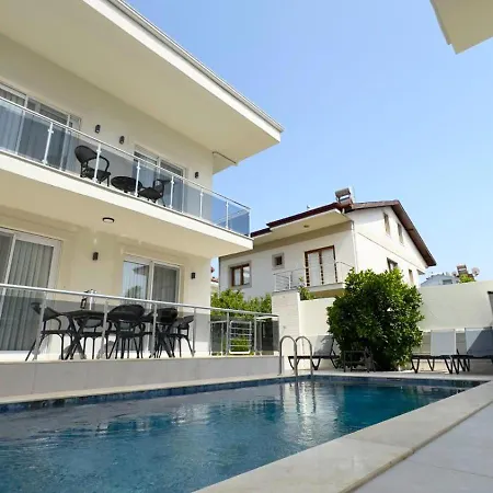 Villa Bovel's *